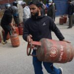 तत्काल पूरा ग्यास सिलिन्डर बिक्री खोल्न उद्योगीको दबाब, के भन्छ निगम ?